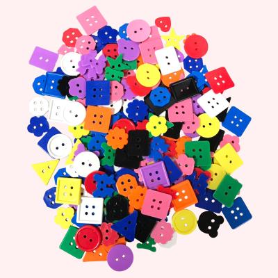 China Sustainable Plastic Buttons DIY Colorful Animal Shape Buttons For Kids for sale