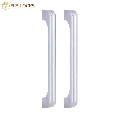 China Light Weight Closet Handle Pulls , Modern Kitchen Door Pull Handles Zinc Material for sale