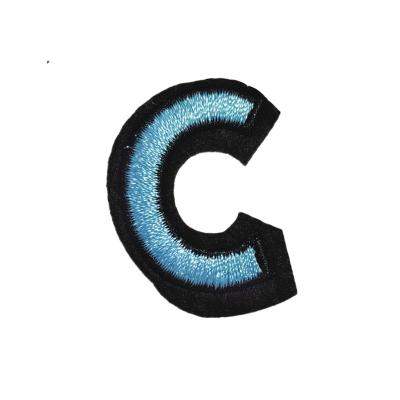 China Handmade varsity letter patch iron on labels for clothing custom embroidered ropa bordado parche garment label badge patches for sale