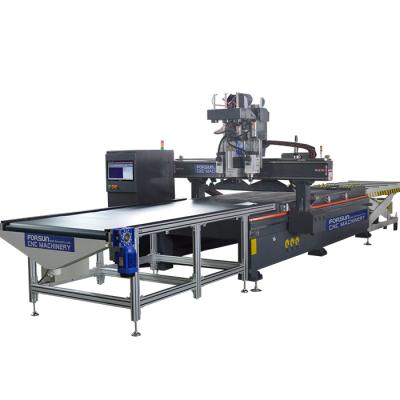 China 2022 Hotels Full Automatic Door Buffet Making Machinery CNC Router Machine Loading And Unloading System 1325 for sale