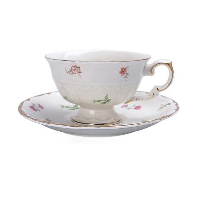 China Cheap Loose Bone China Style Coffee Cup and Saucer Viable White Elegant British Wedding Cup Bulk Coffee Cup for sale