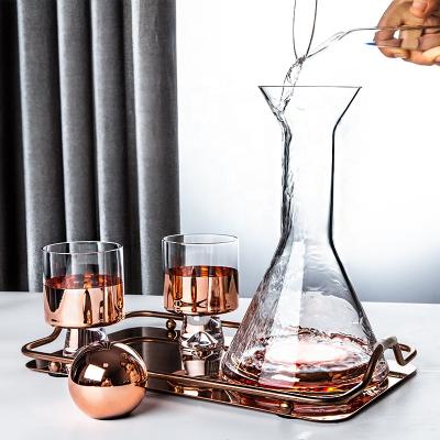 China Large capacity glass decanter of jug Nordic minimalist luxury lightweight glass household jars for sale