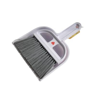 China New BILLY Home Household Small Dustpan & Plastic Reading Brush Quality-Assured for sale