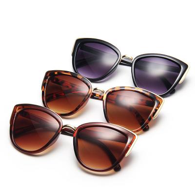 China 2021 Anti-ultraviolet The New Designer Cat Eye Sunglasses Women Men Cateye Brand Fashion Shading Square Sun Glasses for sale