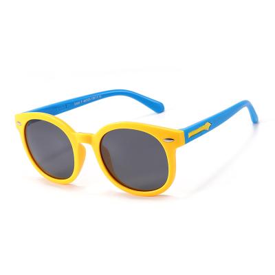 China Fashion sunglasses kids shades classic unisex flexible kids sunglasses silicone boys girls wholesale plastic sun glasses round sunglasses for sale