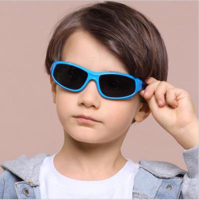 China Sports Sunglasses 2021 Kids Sun Glass Children Sports Classic Unisex Boys Girls Silicone Polarized Sun Glasses Kids Shades for sale