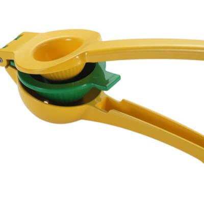 China New Developed Sustainable Kitchen Lemon Juicer Fruit Juice Press Stainless Steel Lemon Orange Clip for sale