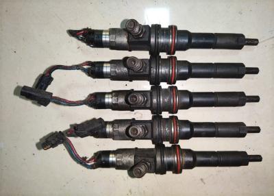 China 2de Hand6m70 Brandstofinjector, in Dieselmotor voor Graafwerktuig SY412C 0445120006 wordt gebruikt die Te koop