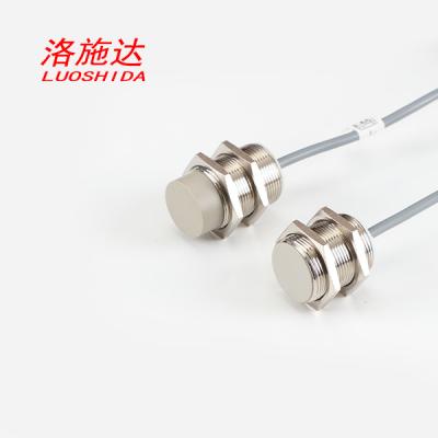 China Un cuerpo más corto de proximidad de M30 DC del sensor del tubo inductivo cilíndrico del metal para la detección de la posición en venta