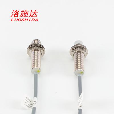 China alambre de DC 2 de sensor de proximidad de la alta precisión de 10-60V M12 para el sensor de movimiento en venta