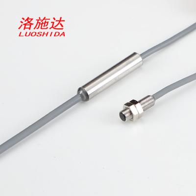 China Pequeño sensor de proximidad inductivo de acero inoxidable M5 con el tipo de cable para el detector de metales en venta