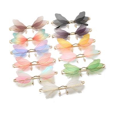 China Fashion Sunglasses Personality Dragonfly Wings Sunglasses Ball Runway Exposure Exaggerated Sharp Gradient Ink Red Lenses for sale