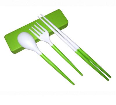 China Sustainable portable plastic 3 piece foldable and removable cutlery set with spoons, forks and chopsticks for sale