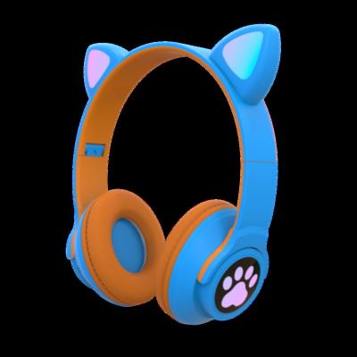 China High Quality Earphone Factory Outlet Cat Ear Headphones ME3 Wireless Headphones for sale