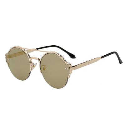 China Fashion Sunglasses 2019 Hot Selling Fashion Metal Outdoor Displacement Round Sunglasses for sale