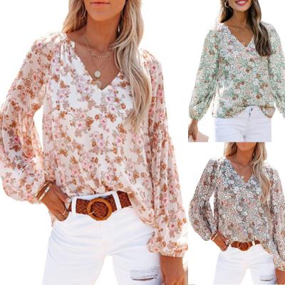 China 2022 New Women's Spring and Summer Fashion V-neck Lantern Sleeve Hot Sale Women's Chiffon Temperament Shirt QUICK DRY Floral Tops for sale