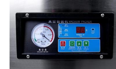 China Máquina de acero inoxidable espesada 220V del acondicionamiento de los alimentos del vacío de poco ruido en venta