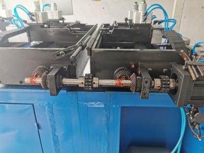 China 350-400 kg-Gewichts2.5kw Radiator die Machine maken het Servo Pneumatische Drijven Te koop