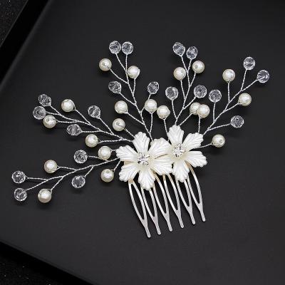 China Fashionable MC1231 Fashion Bridal Flower Hair Comb Women Handmade Crystals Hair Comb Wedding Headdress for sale