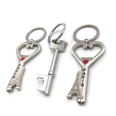 China Metal Customize Metal Key Shape Couple Eiffel Tower Heart Shape Pendant Key Chain Key Chain for sale