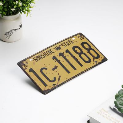 China China Retro Creative Metal License Plate Wall Art Gift Souvenir Decorative Distressed License Plate for sale