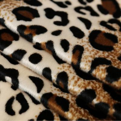 China Print Shrink-Resistant 100% Polyester Anima Polyester Velboa Pattern Super Soft Plush Fabric for sale