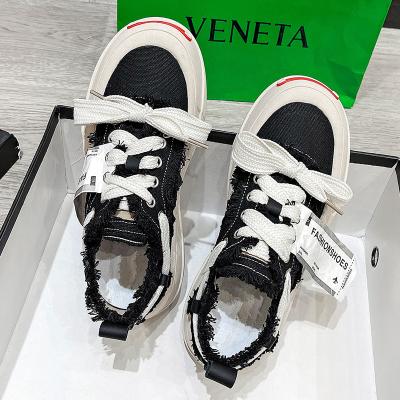 China Fashion Trend Women's High End Thick Bottom Canvas Shoes Student 2022 Trendy Casual Sneaker For Girls for sale