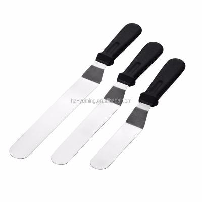 China Disposable Baker's Angled Icing Spatulas Sets, Cake Decorating Baking Spatulas, Stainless Steel Blade for sale