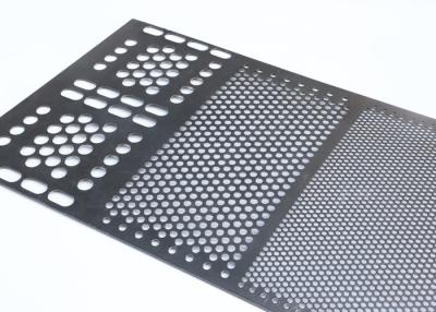 China 0.7mm weiße Perforationsfolie mit quadratischen Löchern zur Dekoration zu verkaufen