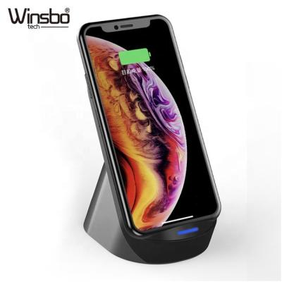 China Tablet 3 in 1 Wireless Charging Station for Smart Watch Phone and Earbud Charger Smart Magnetic Wireless Holder for sale