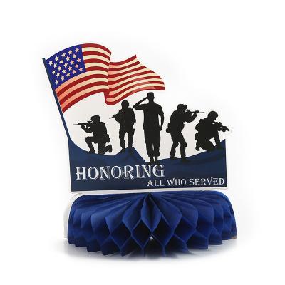 China Popular HAPPY VETERAN'S DAY Honeycomb table top Party decorations Set table Holiday decorations Flag decorations for sale