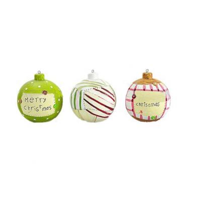 China Hand Painted Ceramic Ornament Christmas Round Shaped Ball Ceramic Hanging Ornament for sale