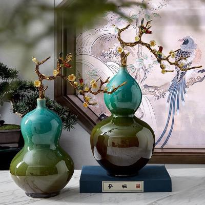 China Simple Ceramic Gourd Bottle Chandelier Green Bean Ornaments China Stain Ceramic Vase for sale