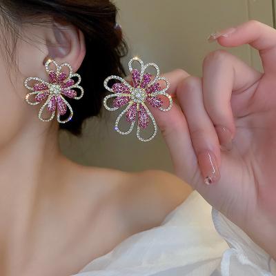 China New FASHIONABLE Earrings Fashion Simple Versatile Female Jewelry Big Red Flower Female Jewelry for sale