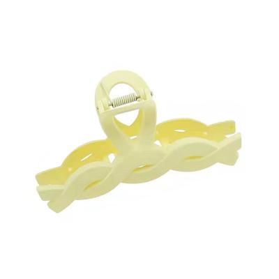 China Custom Simple Hair Clip Wholesale Color Grab Clip Shark Clip Insti Twist Hair Clip Temperament Temperament Hair Accessories for sale