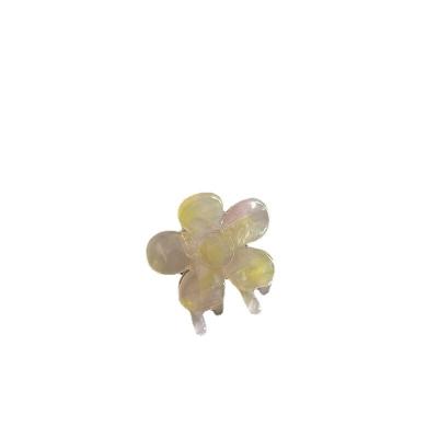 China Cut the hair Korean version of the small fresh flower clip temperament acetate panel custom hairpin French simple flower bangs cut for sale