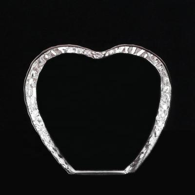 China Custom White Crystals Iceberg Photo Frame Wedding Keepsake Gift Heart Shaped Gifts From Europe for sale