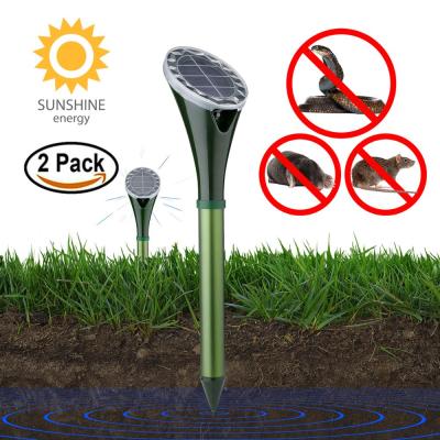 China Viable Amazon 2 Pack Solar Powered Vibration Snake Mole Reflector Animal Gopher And Vole Hunter Repellent for sale