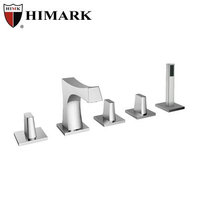 China Slide Barless HIMARK Deck Mounted Five-Piece 5 Hole Bathtub Sink Faucets Set With Pull Out Hand Shower for sale