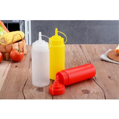 China Traditional Plastic Sauce Bottle Squeeze 12 oz Large Squeeze Sauce Bottle Squeeze Sauce Bottle for sale