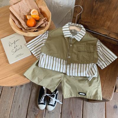 China 2023 Custom Fit Stripe Two Piece Set Casual Shirt Fashion Fitting Army Green Short Shirt for sale