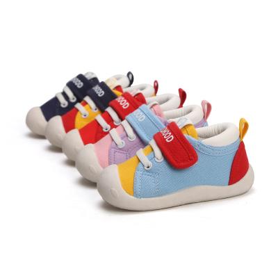 China Cute Style Quick-Drying Easy To Wear Hook And Loop Closure Autumn Canvas Shoes For Kids Children Boys And Girls for sale