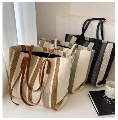 China 2023 Waterproof New Korean Style High Quality Large Tote Handbags Stripes Vintage Simple Handbag - Buy Large Tote Handbags, Stripes Handbag, Vintage for sale