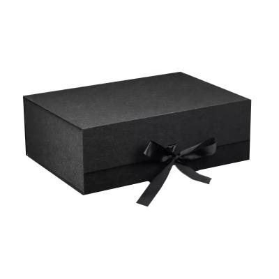 China Handmade Luxury Black Custom Clothes Packaging With Ribbon Cardboard Box for sale