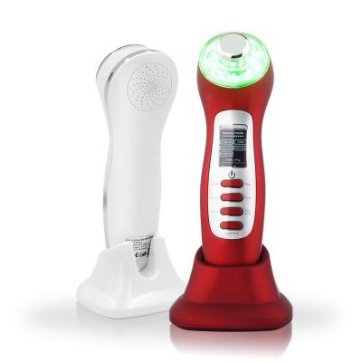 China Multifunctional Ultrasonic Light Therapy Dropshipping Beauty Care 3 Colors LED Facial Massager for sale