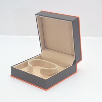 China Custom Velvet Gift Box Bracelet For Bracelet Jewelry Packaging Box for sale