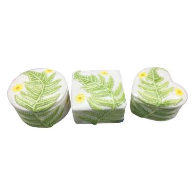 China Eco - Friendly White Glazed Ceramic Jewelry Porcelain Trinket Box With 3D Flower for sale