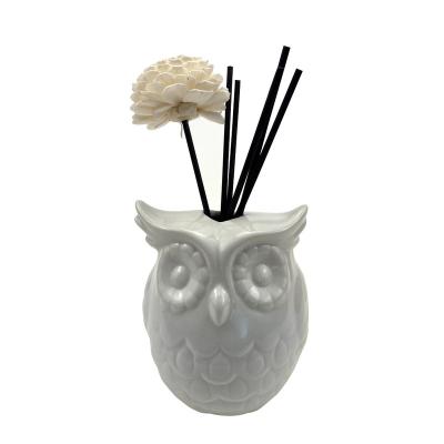 China Europe Decorative White Ceramic Owl Bottle Home Fragrance Diffuser Tubular Diffuser Set For Essential Oil for sale