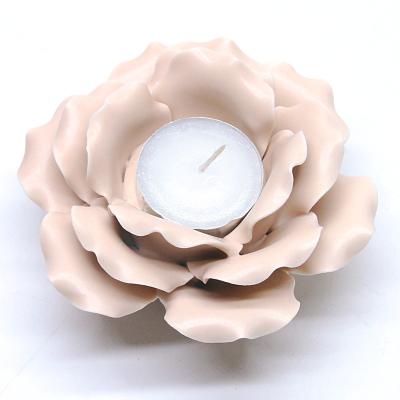 China 100% Handmade modern ceramic minimalist Lotus candle holder candle ornaments/European tea shop restaurants office furnishings for sale