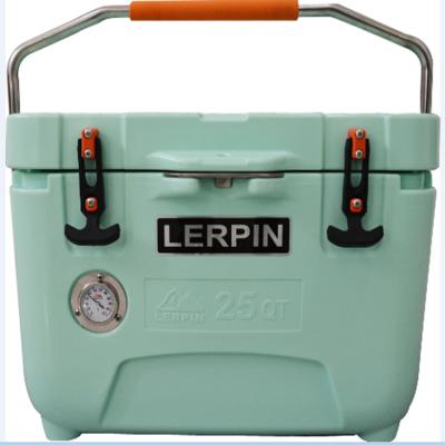 China Lerpin 2021 New Style 25QT Sustainable Plastic Ice Cooler Box With Thermometer for sale